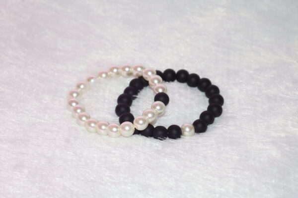 White Pearl & Black Matt Couple Bracelet